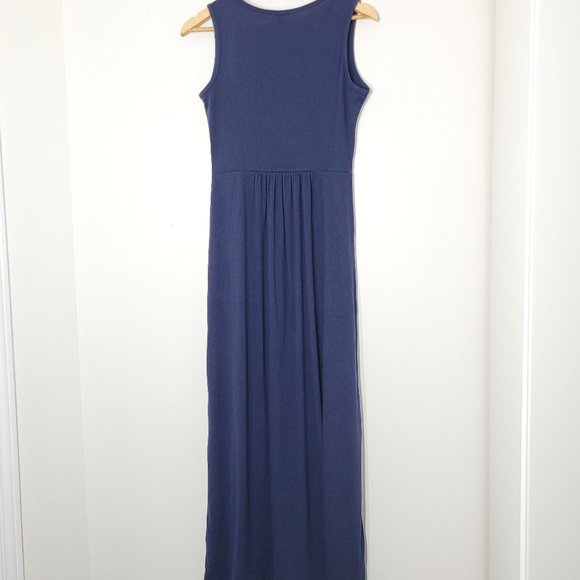 Woosea Women's Navy Blue Sleeveless V-Neck Pleads Front Maxi Dress Small NWOT - Picture 2 of 10